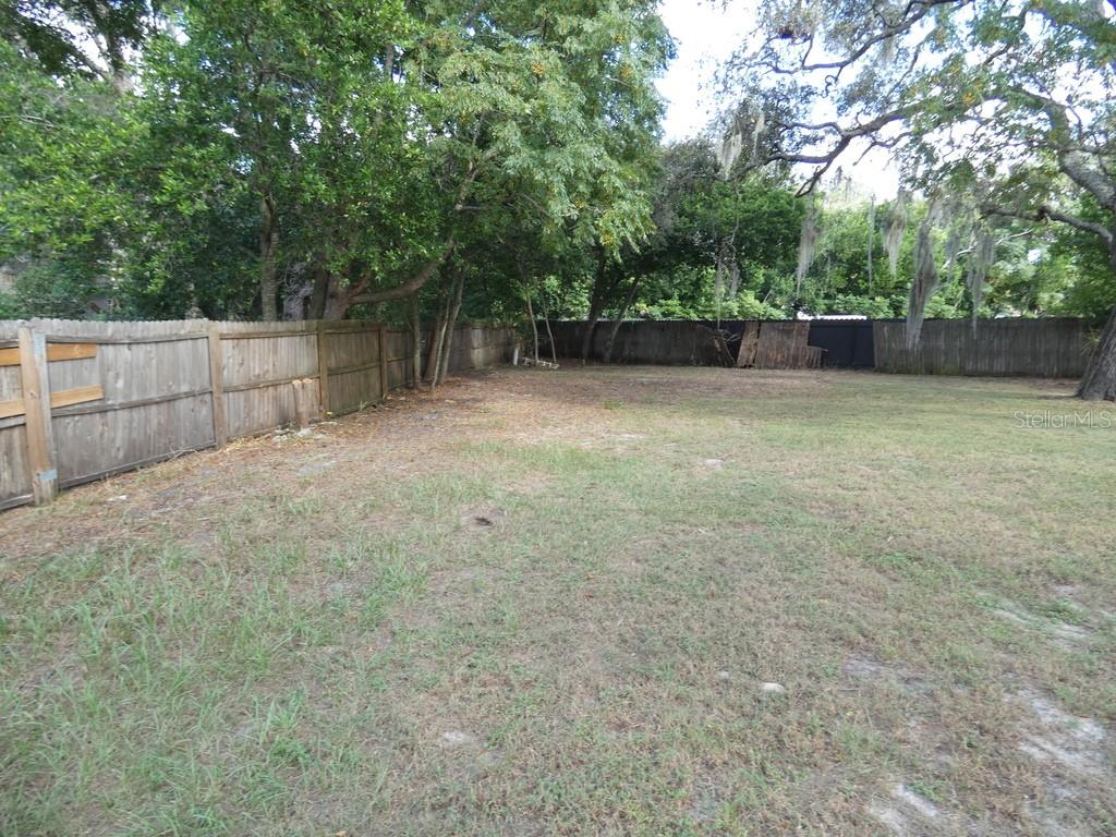 Image 17 of 60 For 7211 Tarrytown Drive