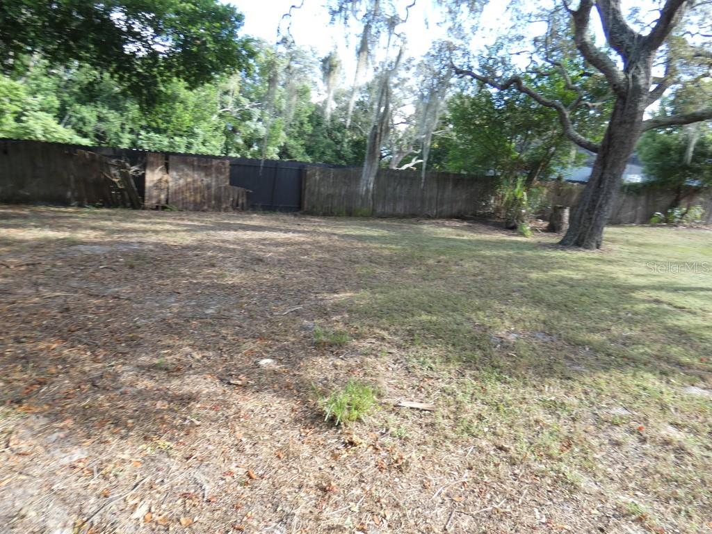 Image 19 of 60 For 7211 Tarrytown Drive