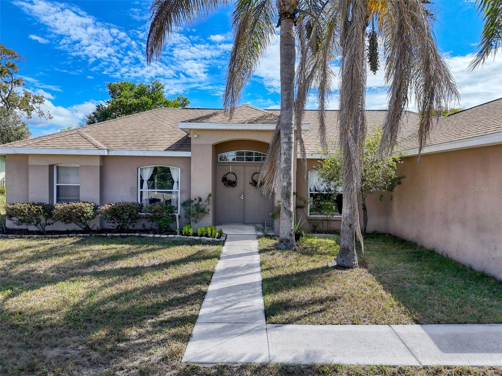 Listing photo id 8 for 12552 Corrine Avenue