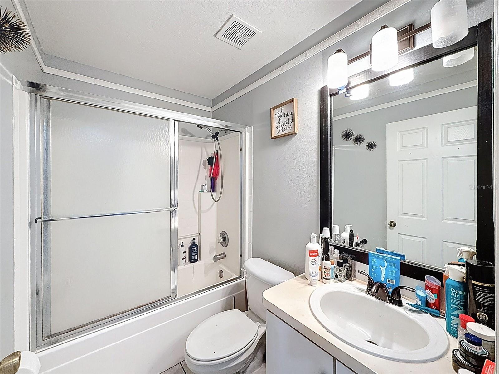 Listing photo id 53 for 12552 Corrine Avenue