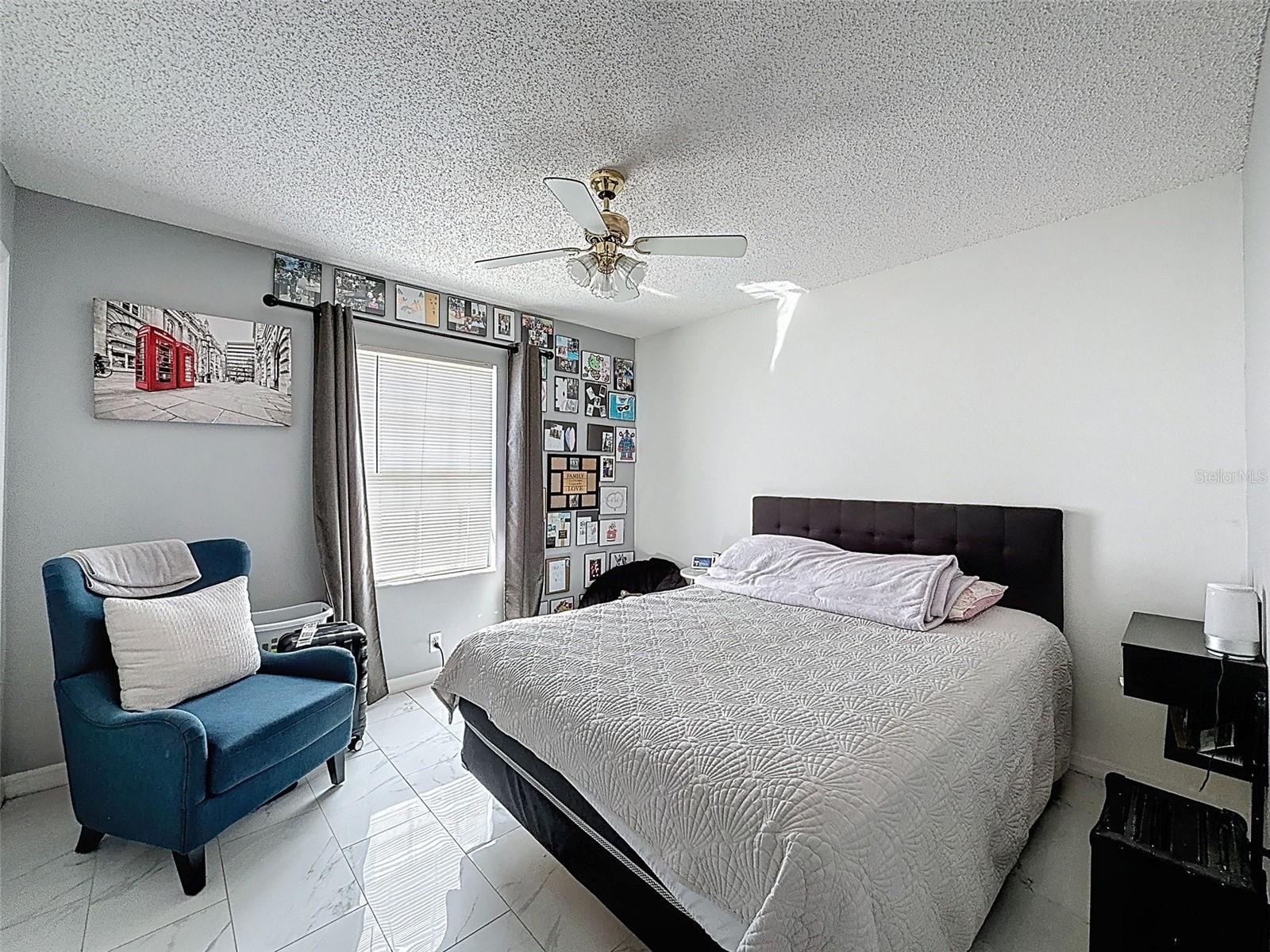 Listing photo id 60 for 12552 Corrine Avenue