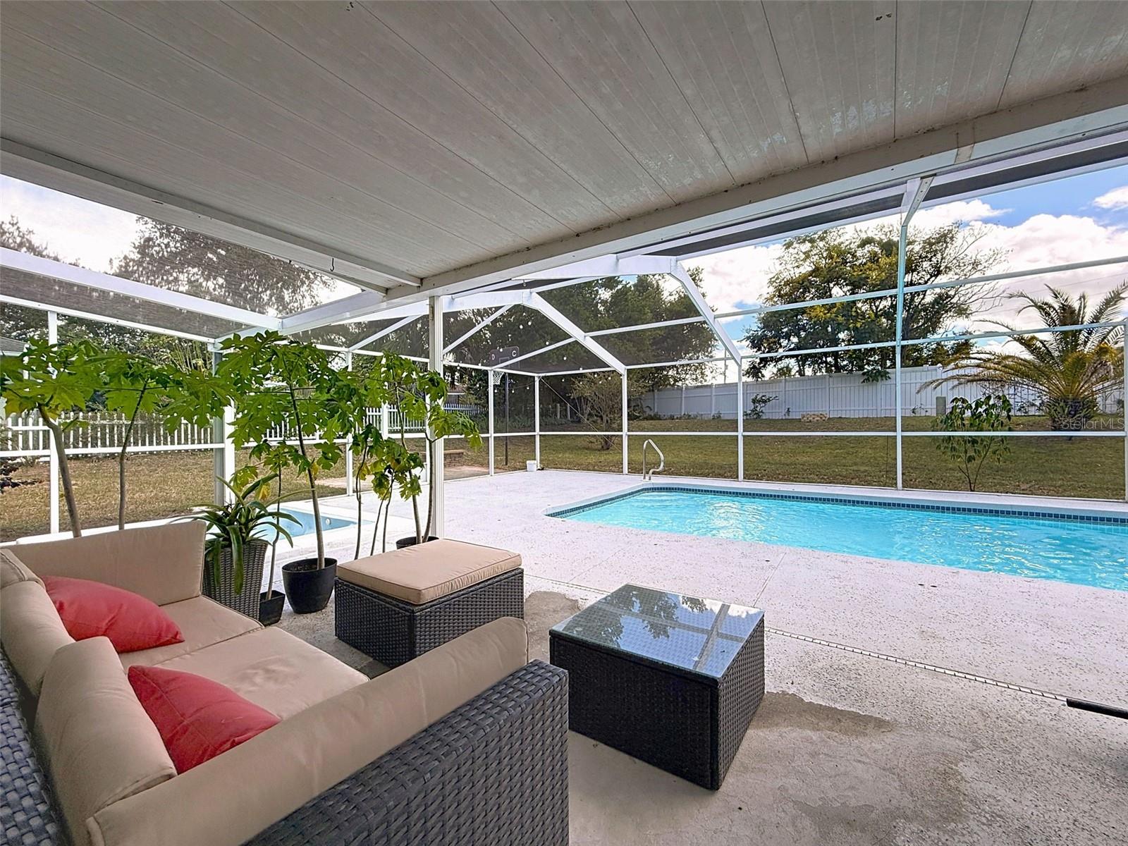 Listing photo id 69 for 12552 Corrine Avenue