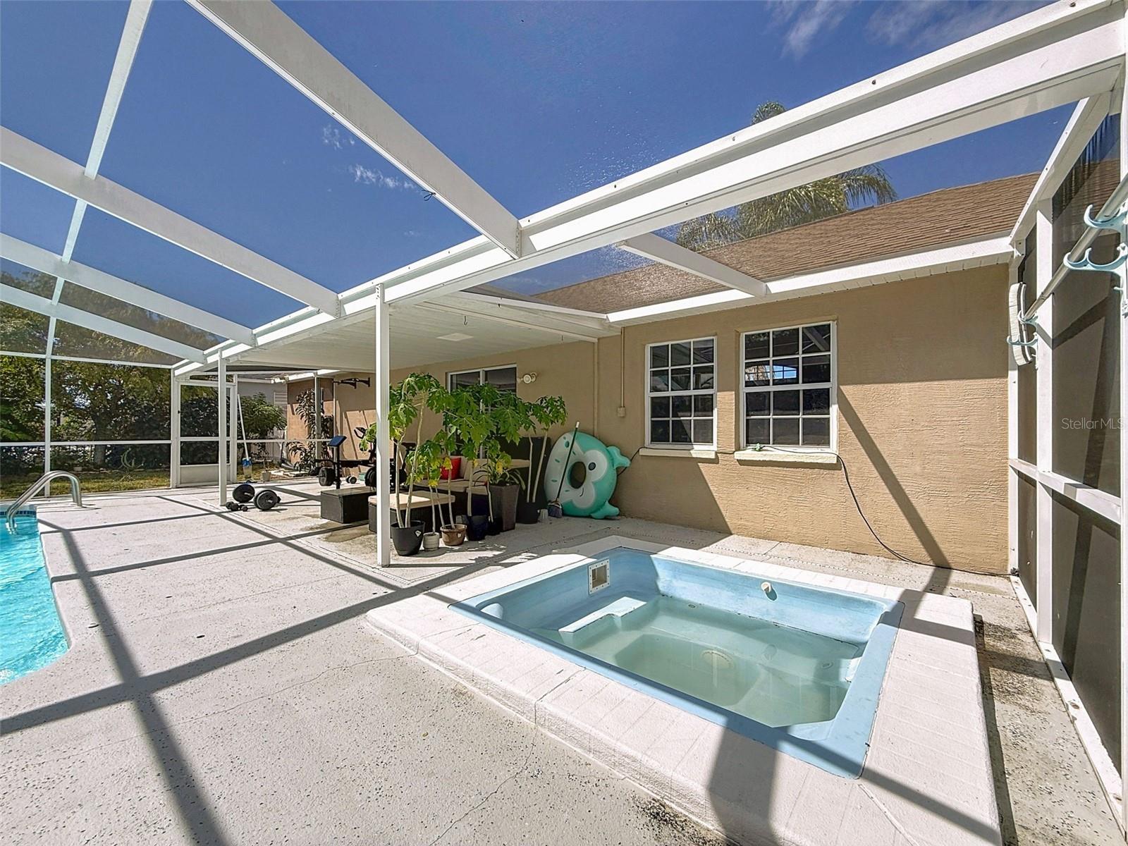 Listing photo id 75 for 12552 Corrine Avenue