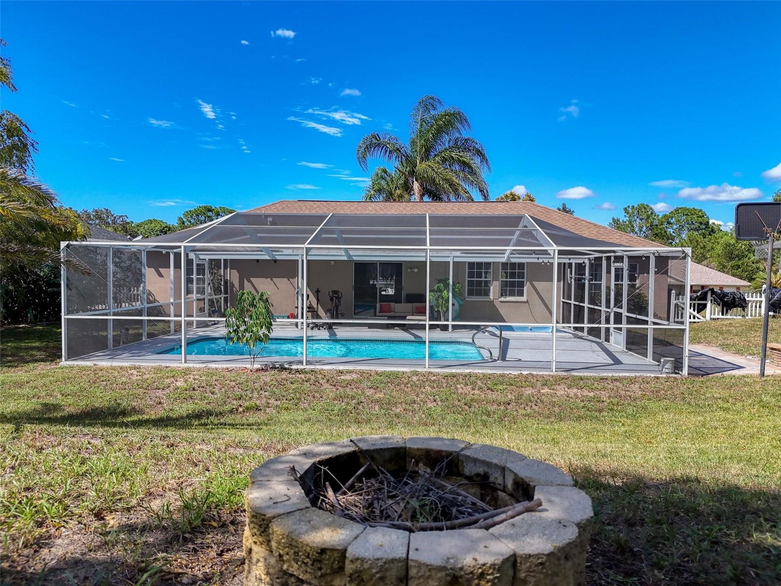 Listing photo id 82 for 12552 Corrine Avenue