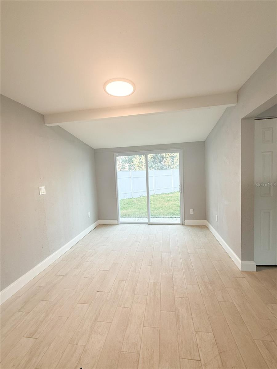 Image 8 of 29 For 14000 Miramar Avenue