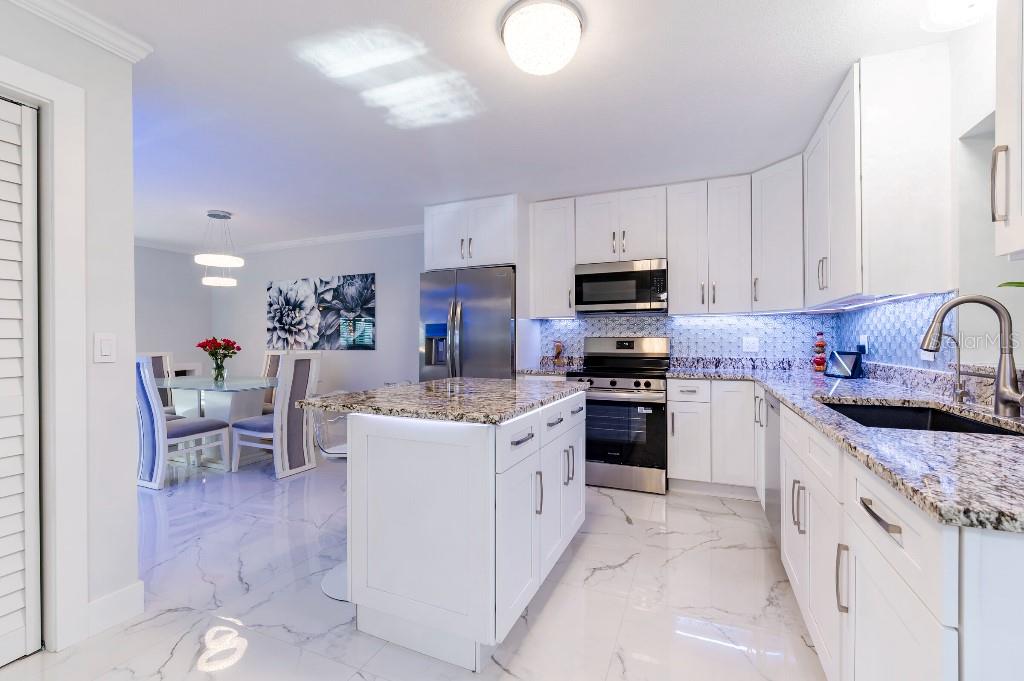 Image 17 of 40 For 1050 Rafael Boulevard Ne 2