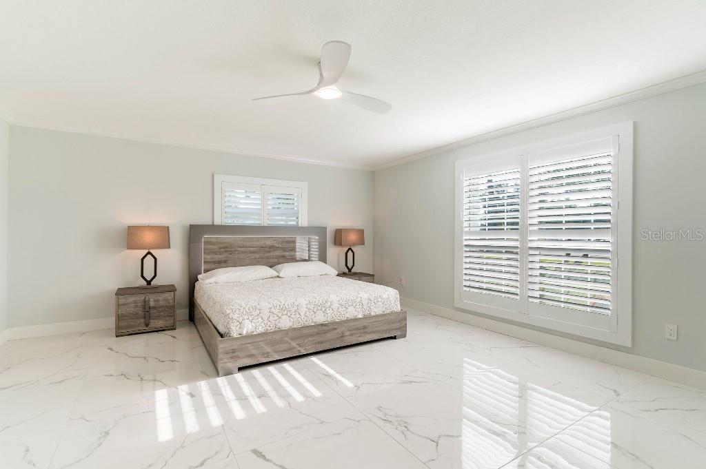 Image 20 of 40 For 1050 Rafael Boulevard Ne 2