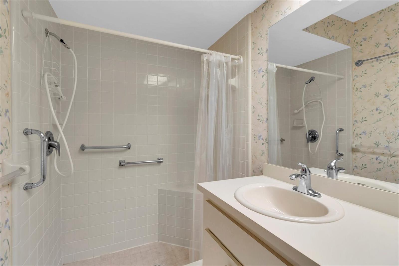 Image 17 of 53 For 4739 Carrington Court