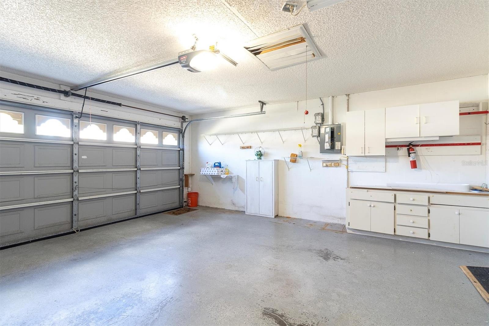 Image 25 of 53 For 4739 Carrington Court