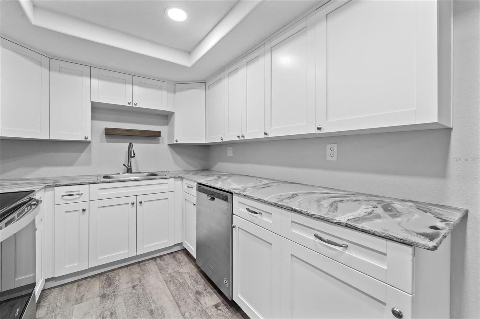 Image 15 of 62 For 4238 Glissade Drive