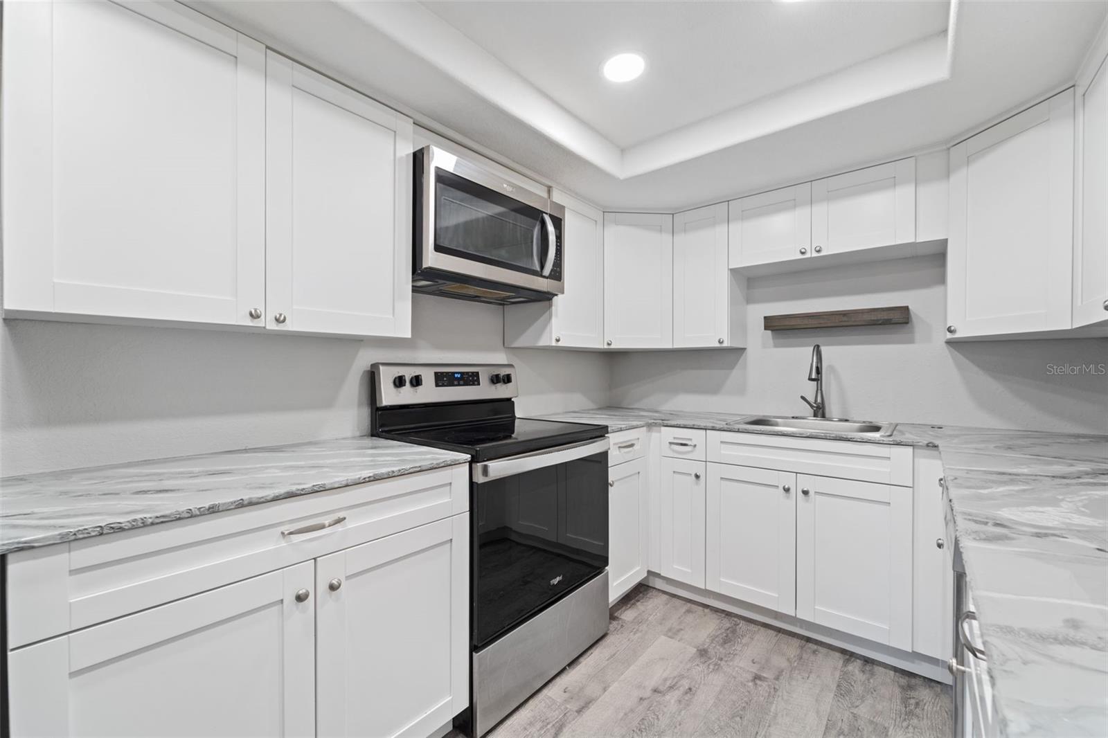 Image 16 of 62 For 4238 Glissade Drive