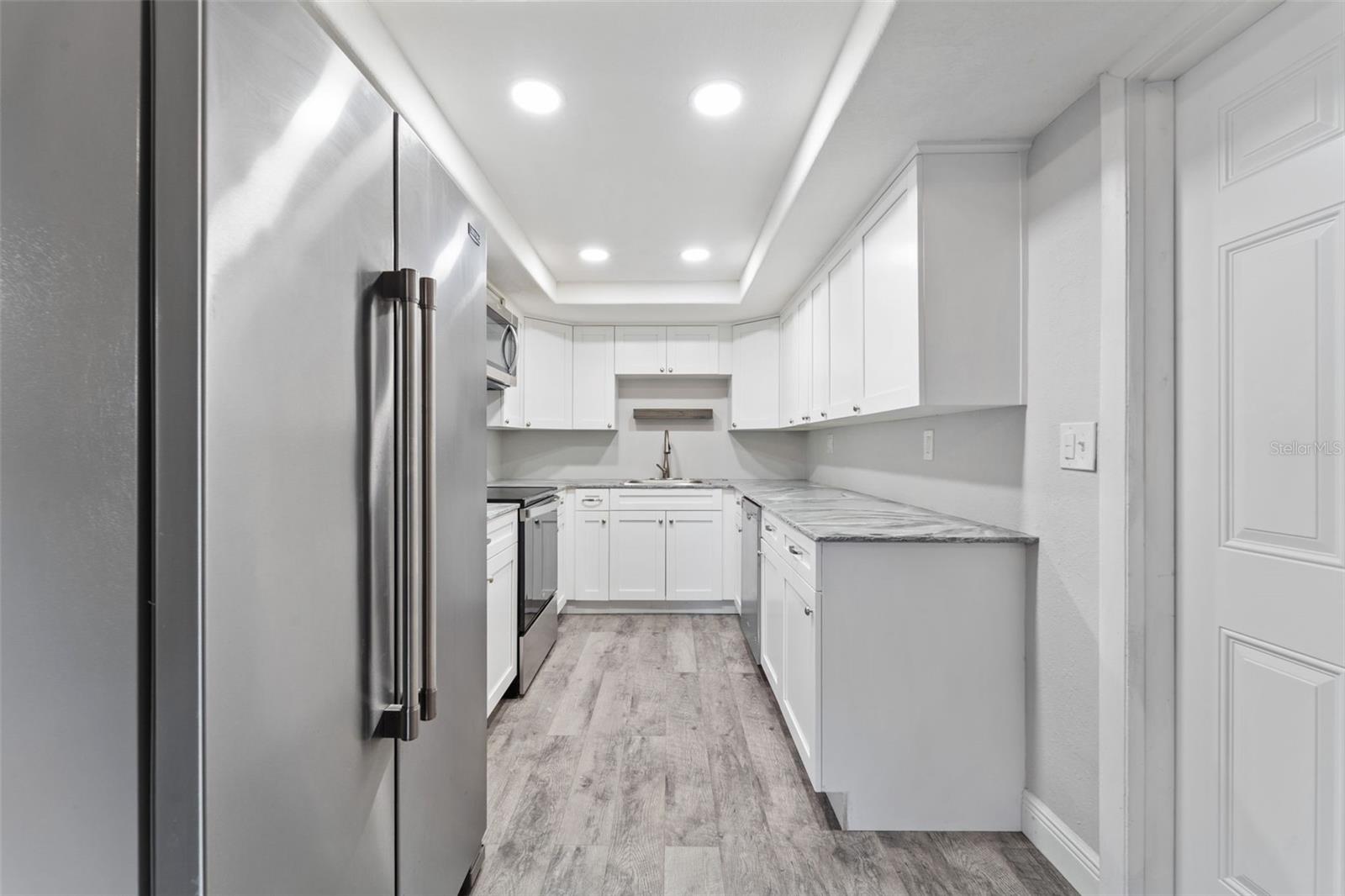 Image 18 of 62 For 4238 Glissade Drive