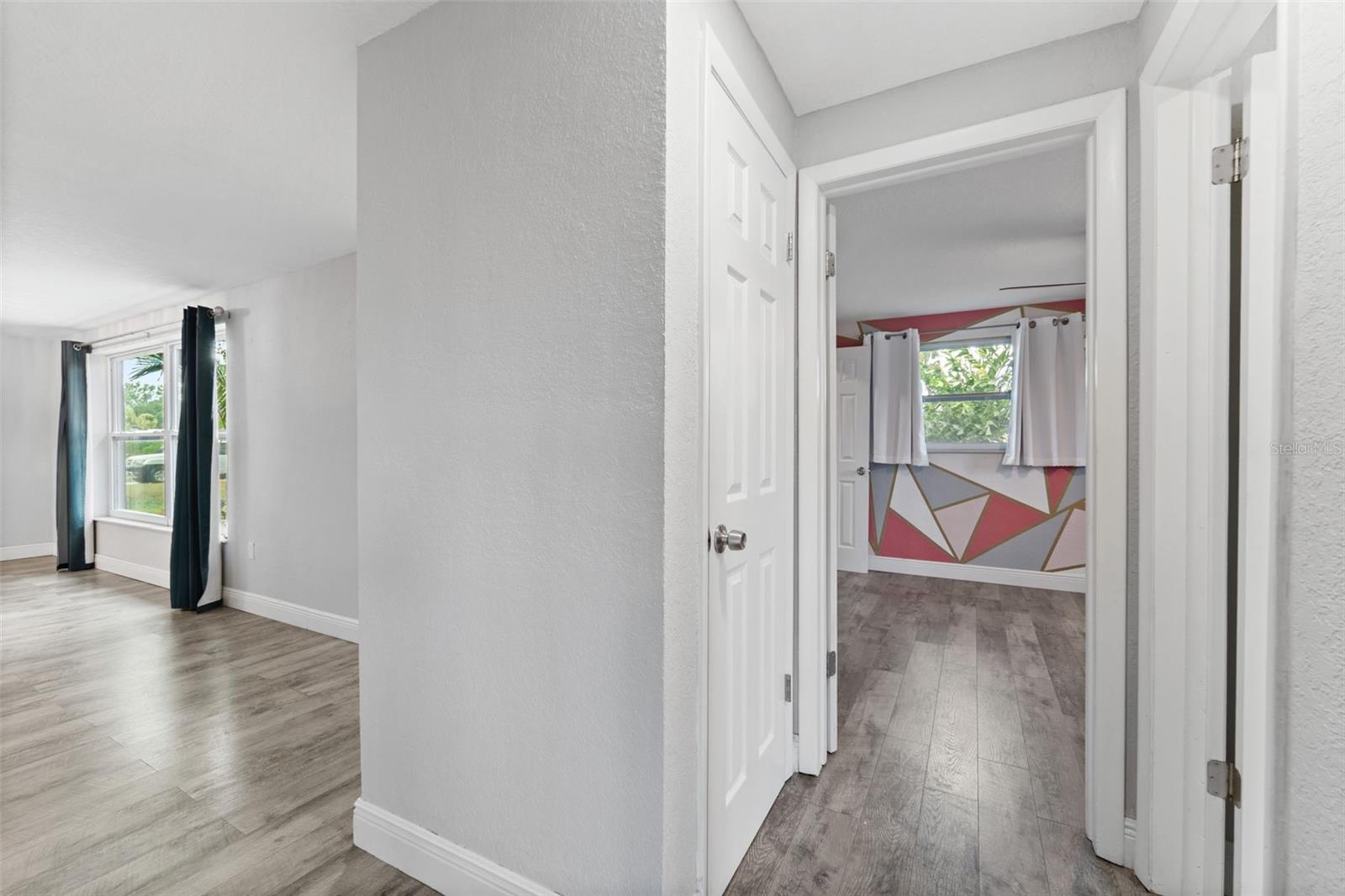 Image 20 of 62 For 4238 Glissade Drive