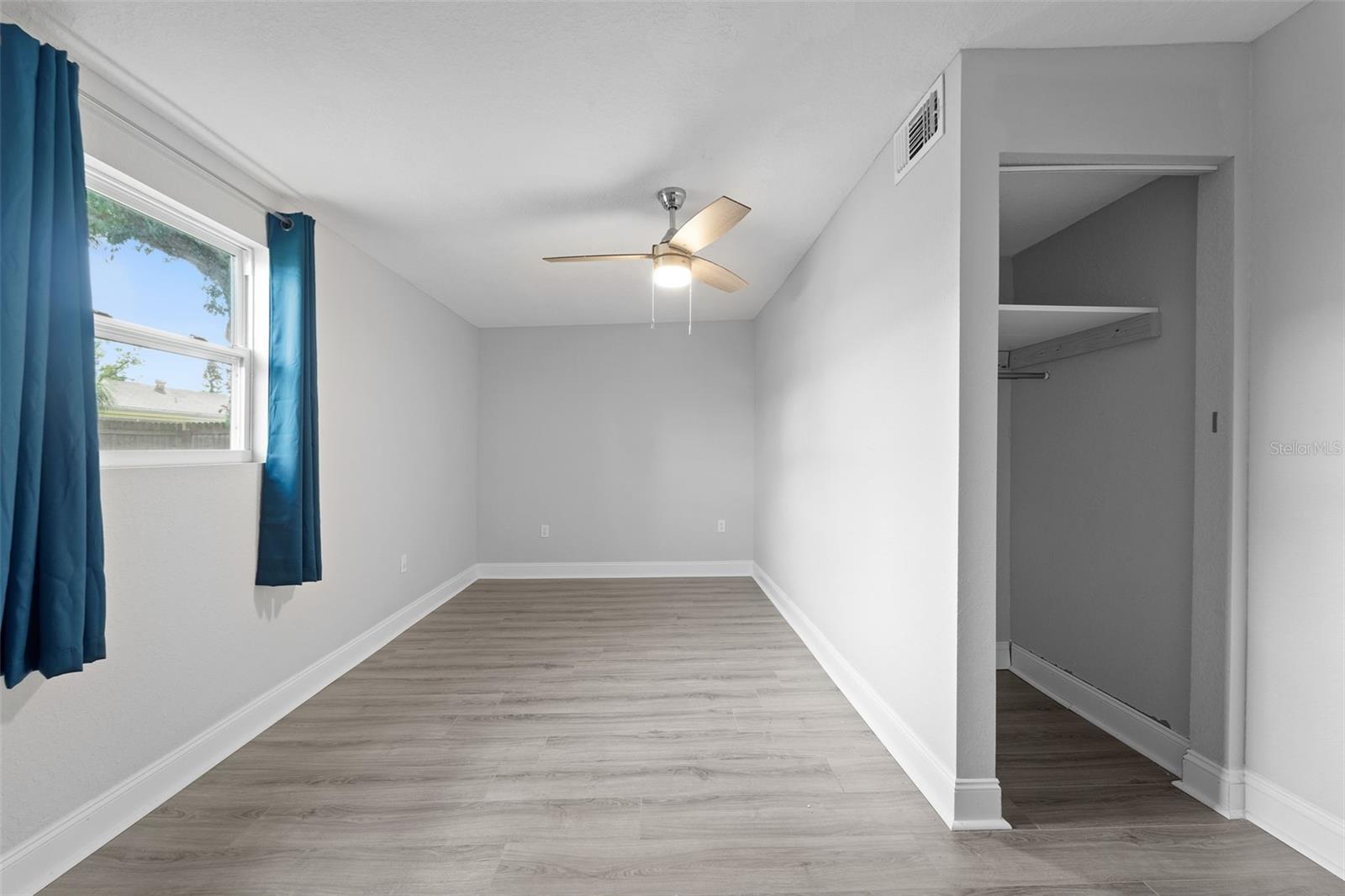 Image 28 of 62 For 4238 Glissade Drive