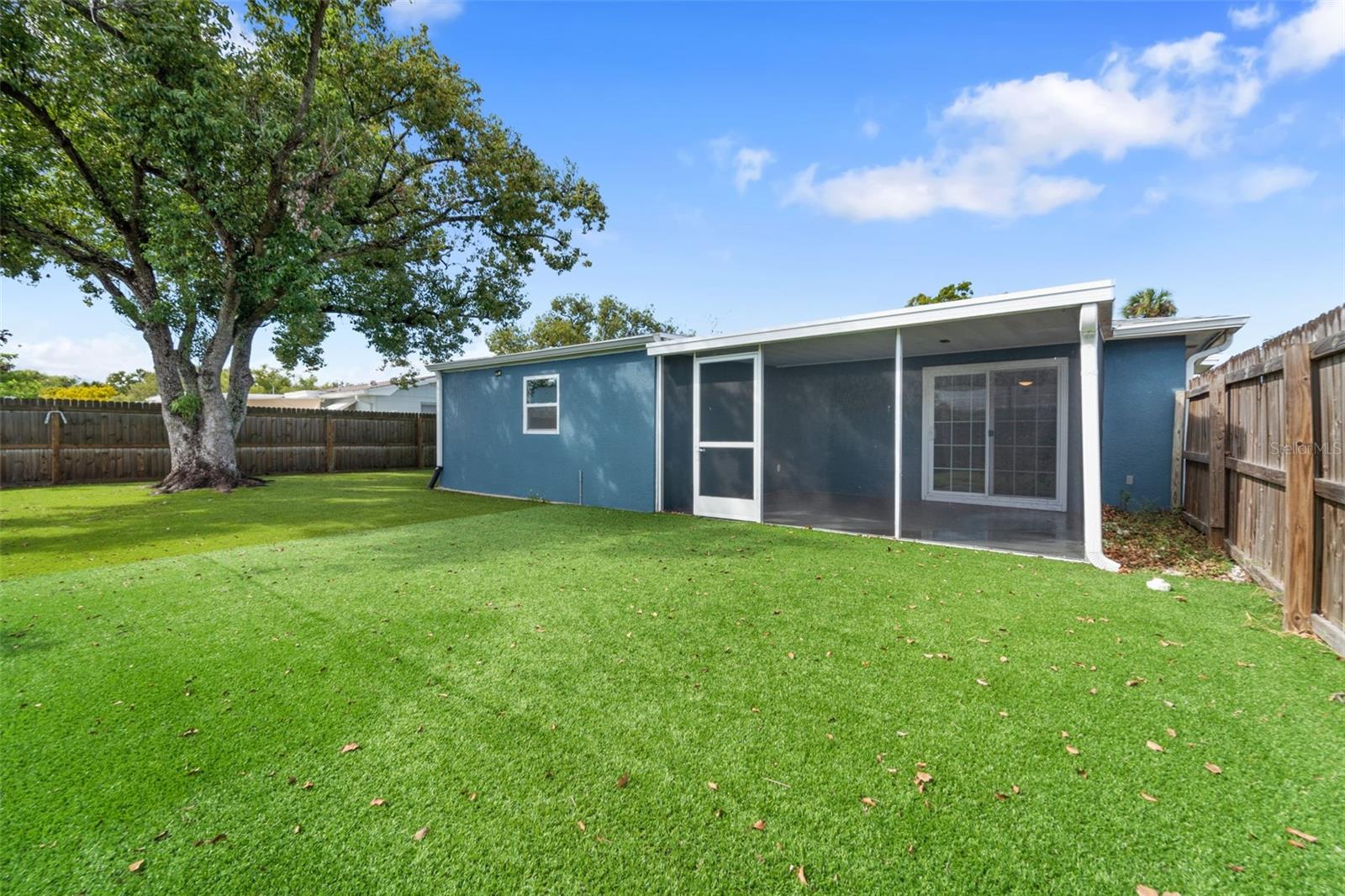 Image 40 of 62 For 4238 Glissade Drive