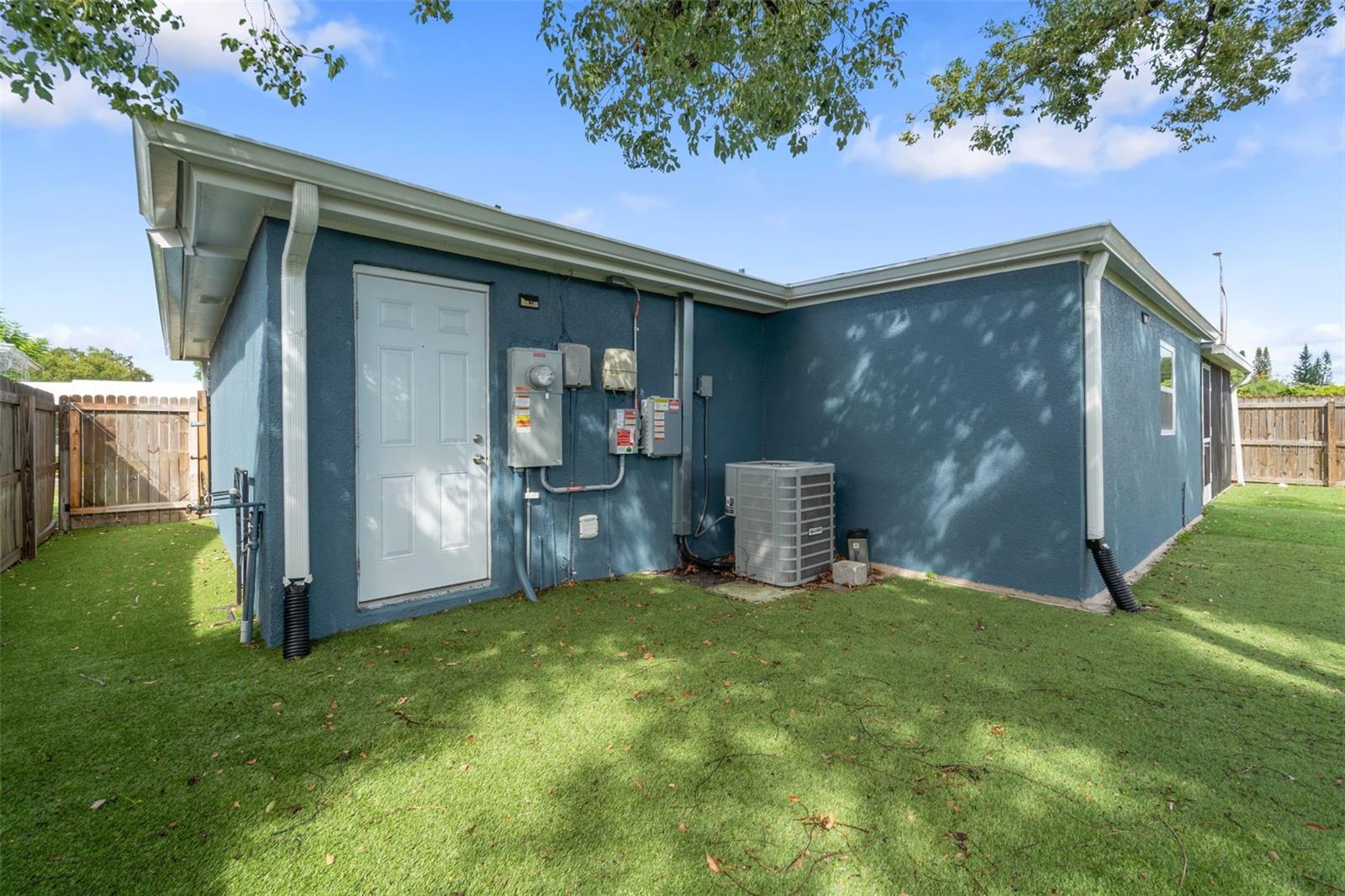 Image 43 of 62 For 4238 Glissade Drive