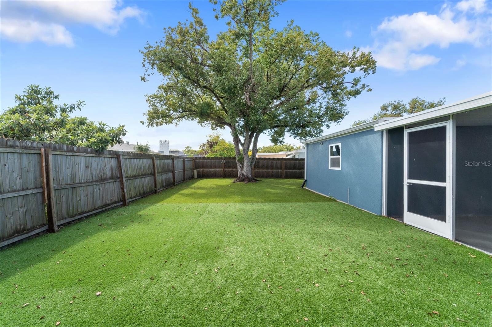 Image 44 of 62 For 4238 Glissade Drive