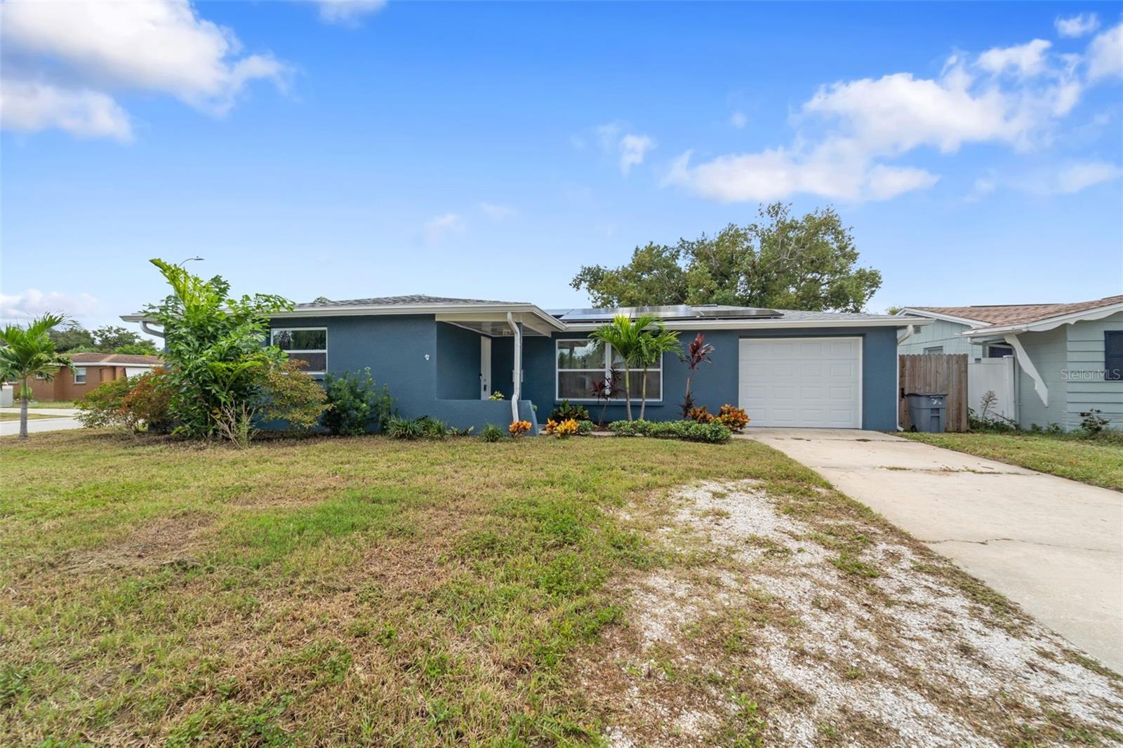 Image 47 of 62 For 4238 Glissade Drive