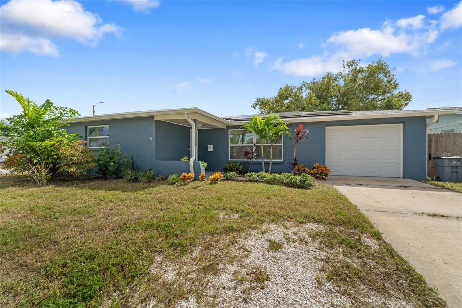 Image 51 of 62 For 4238 Glissade Drive