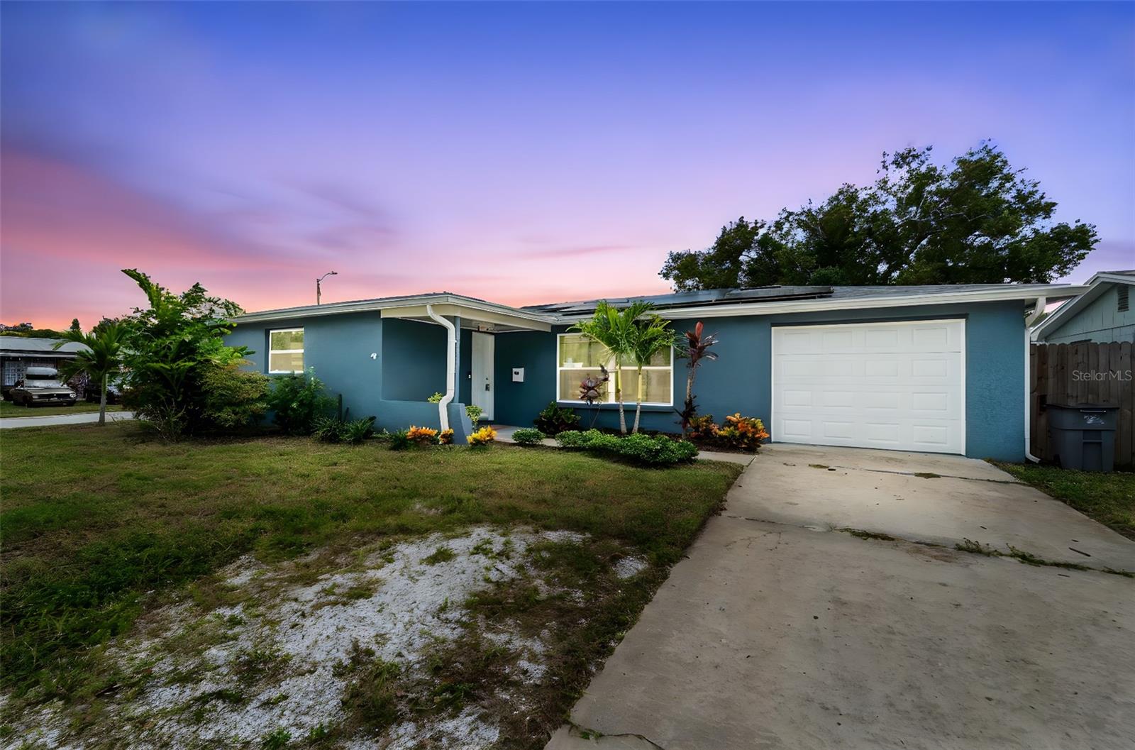 Image 53 of 62 For 4238 Glissade Drive