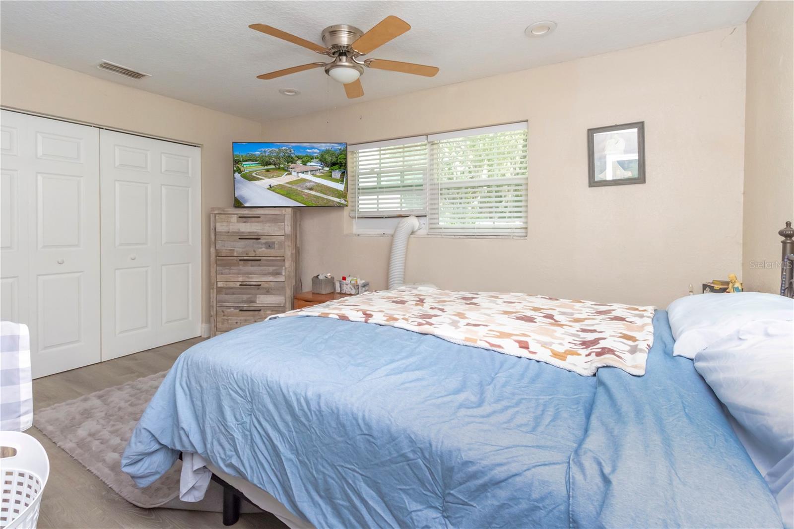 Image 12 of 31 For 7367 Gates Circle