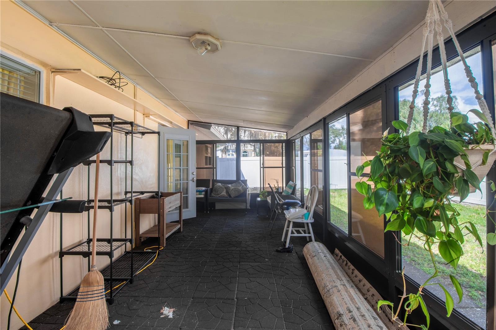 Image 17 of 31 For 7367 Gates Circle