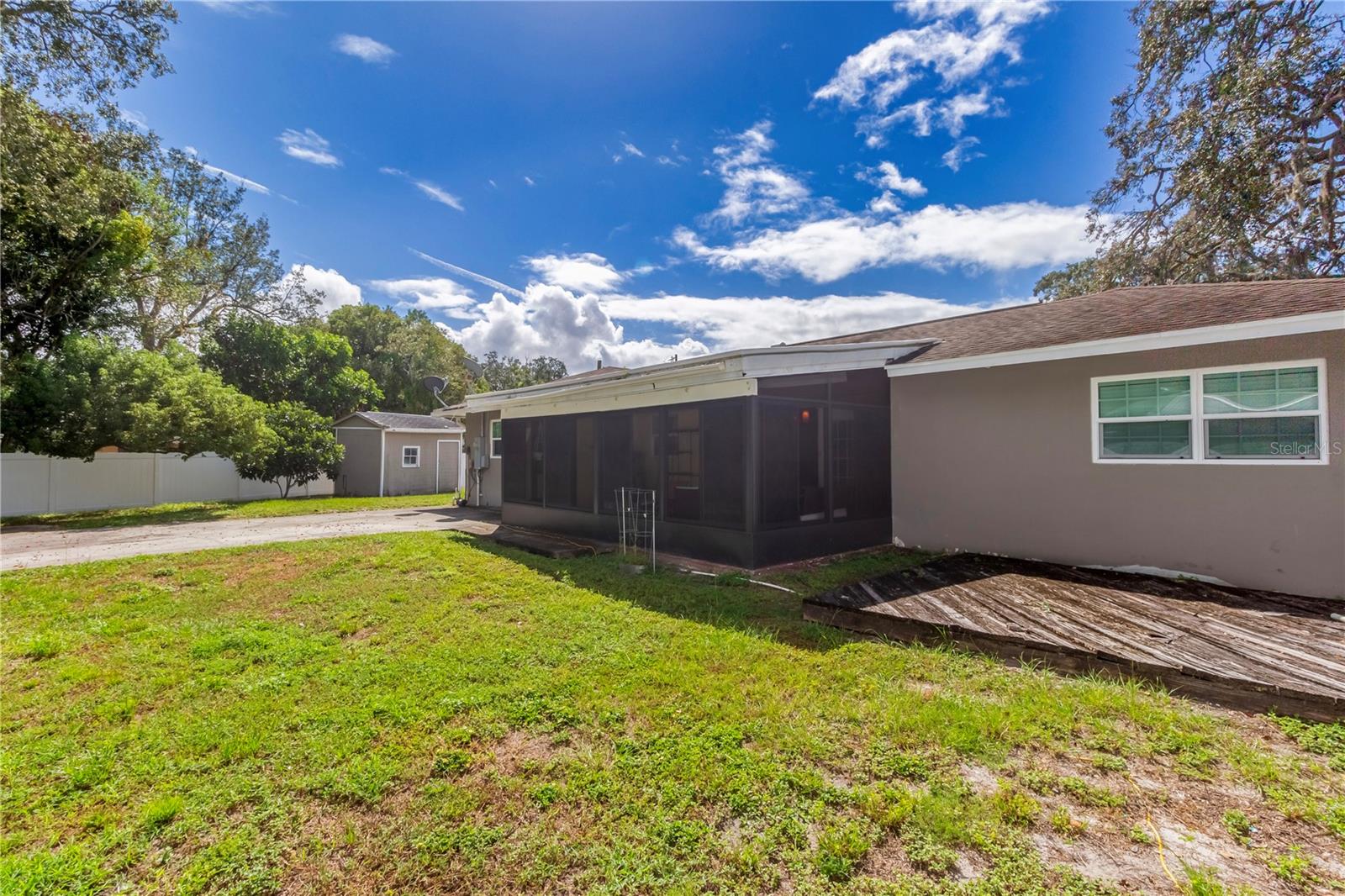 Image 19 of 31 For 7367 Gates Circle