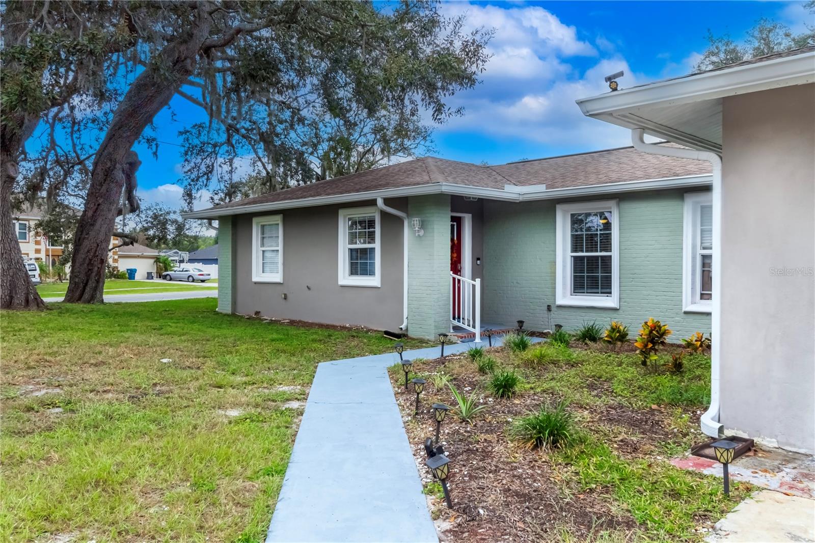 Image 3 of 31 For 7367 Gates Circle