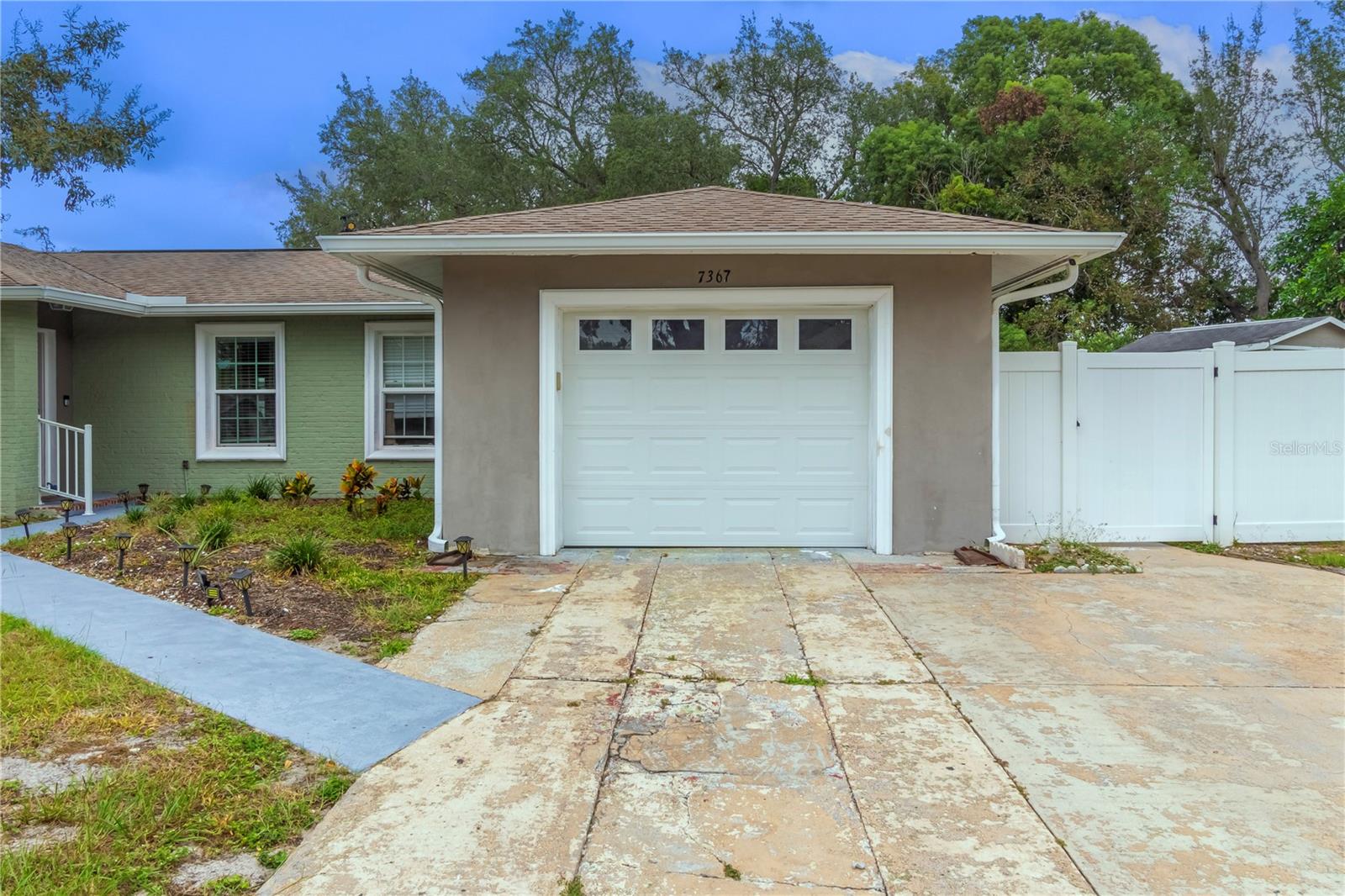 Image 5 of 31 For 7367 Gates Circle