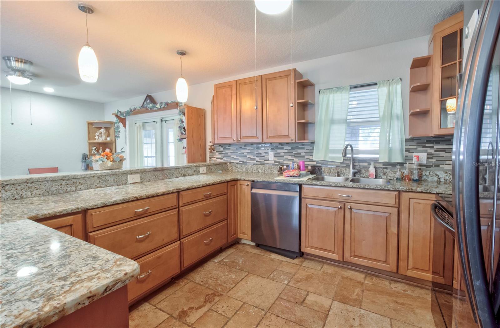 Image 7 of 31 For 7367 Gates Circle