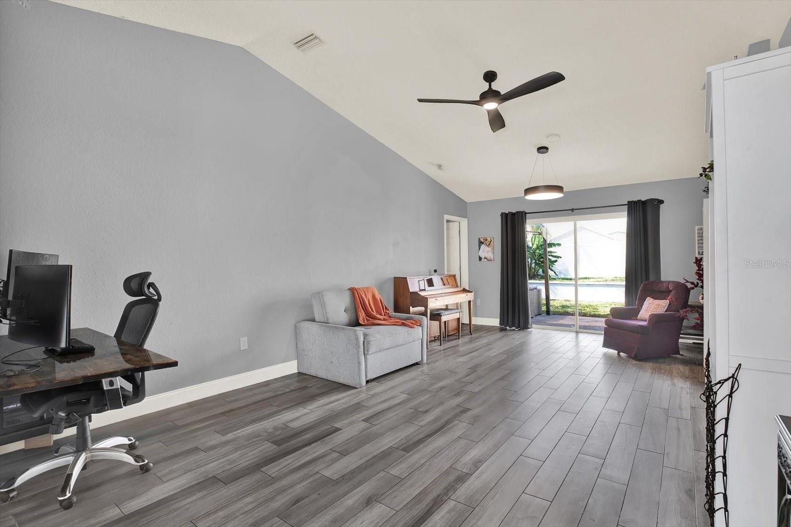 Image 20 of 30 For 2169 Arrow Avenue