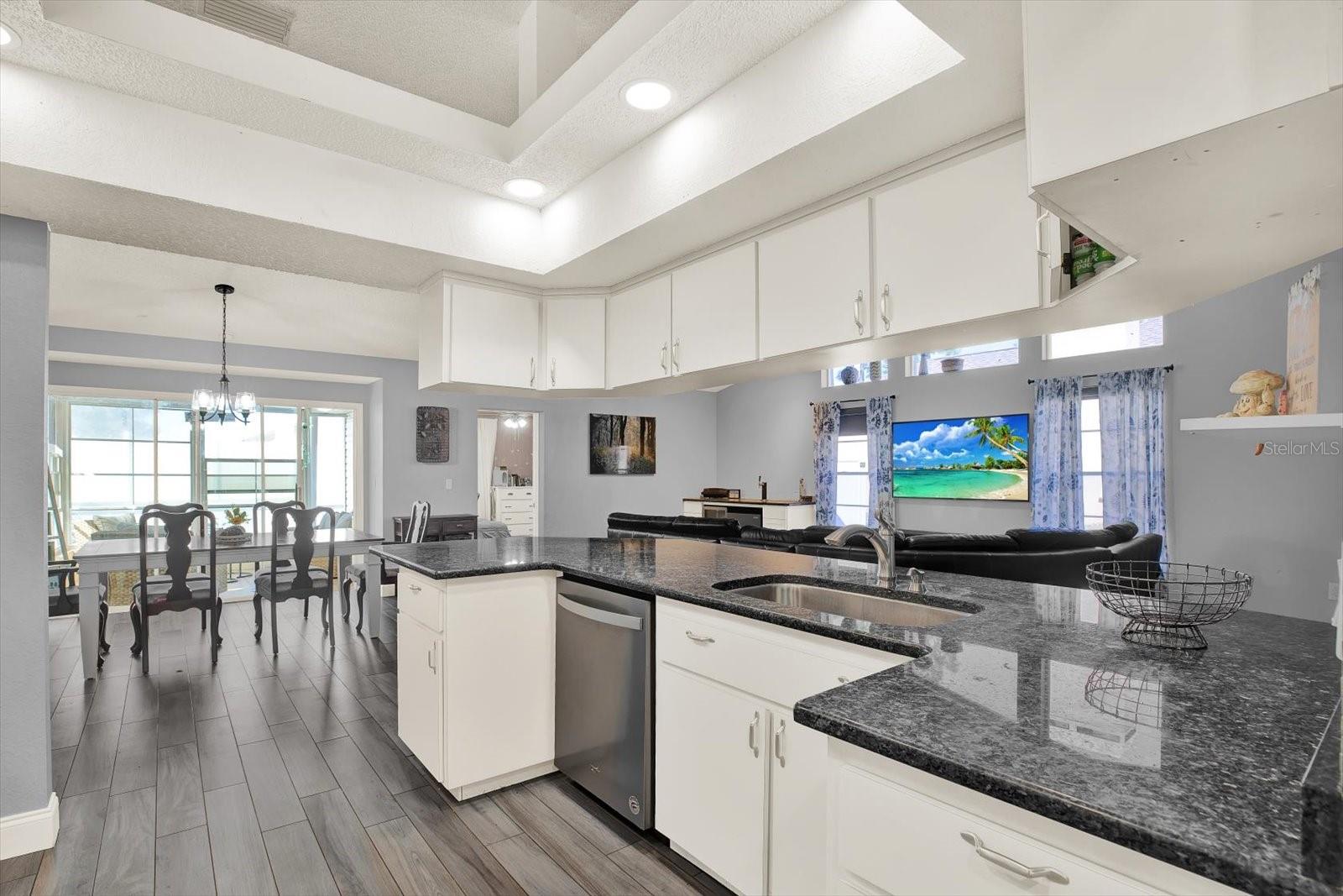 Image 4 of 30 For 2169 Arrow Avenue