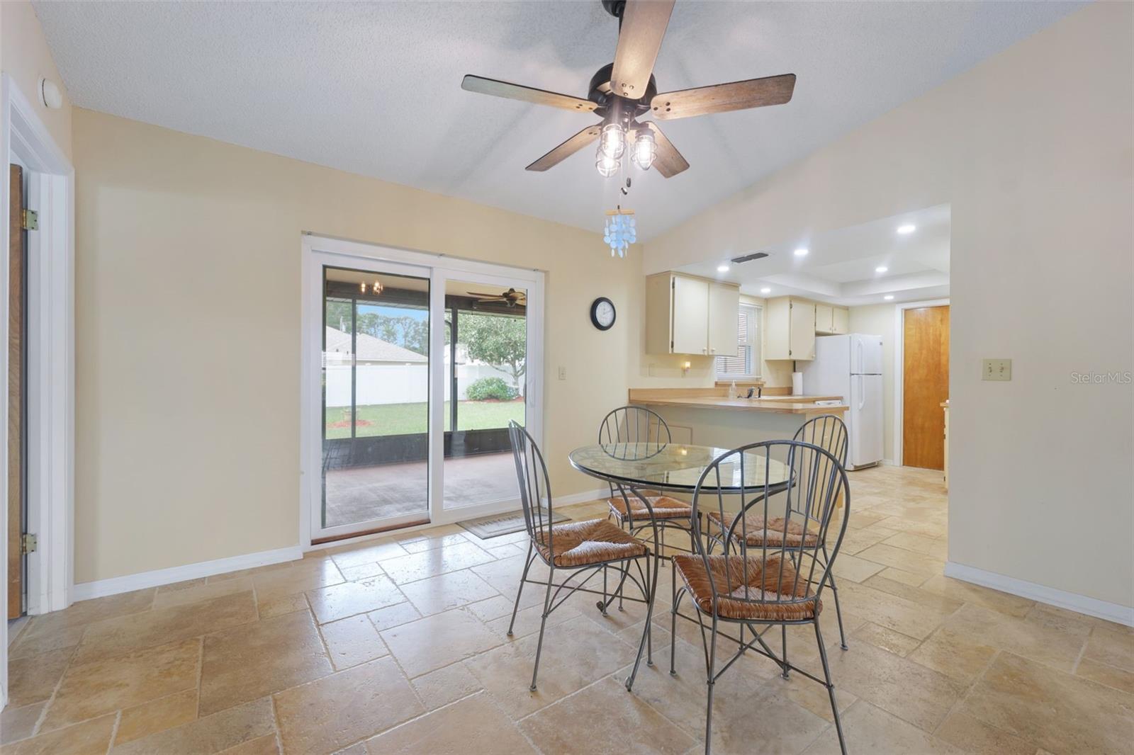 Image 11 of 37 For 12056 Cradock Street