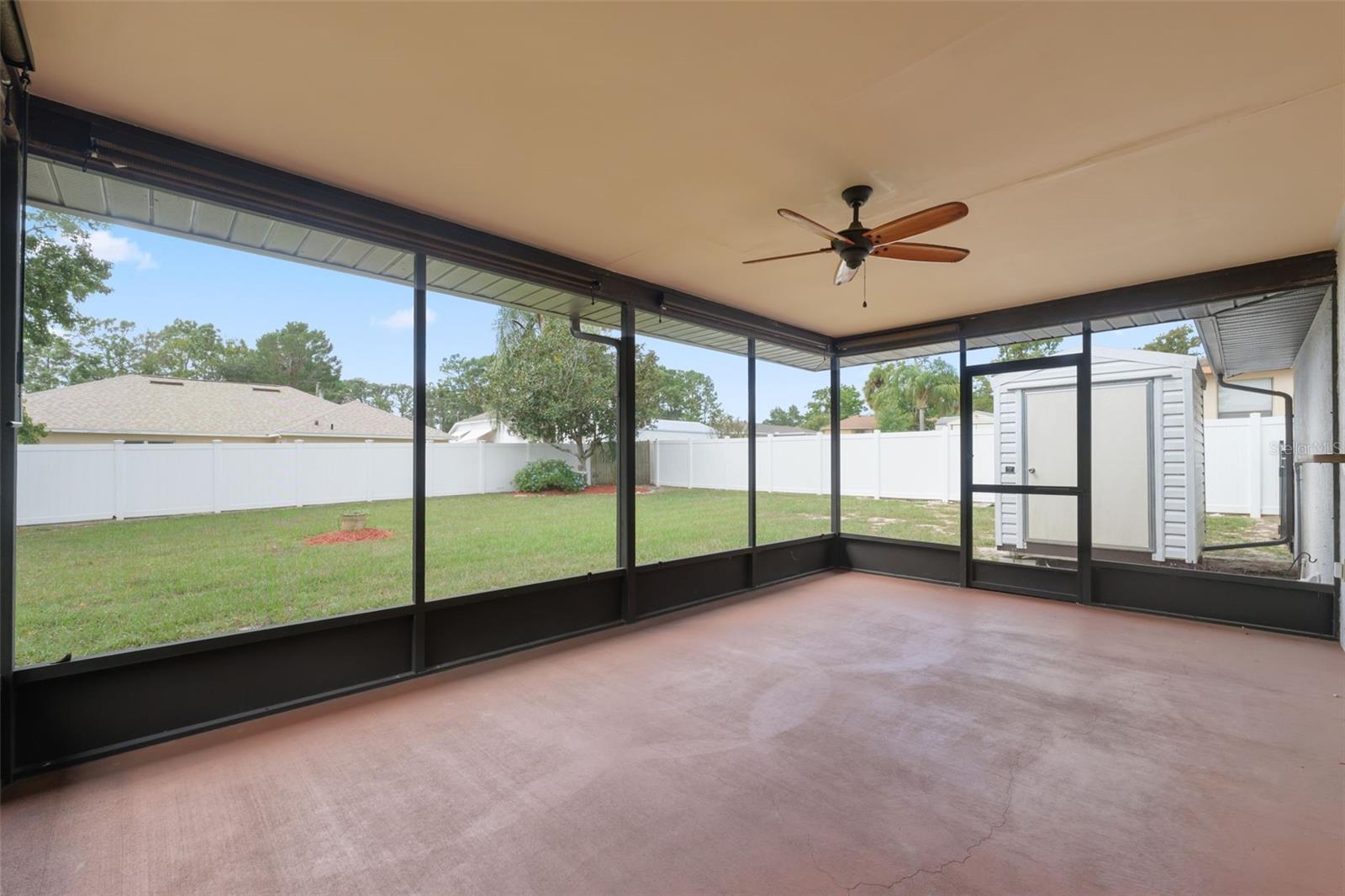 Image 23 of 37 For 12056 Cradock Street