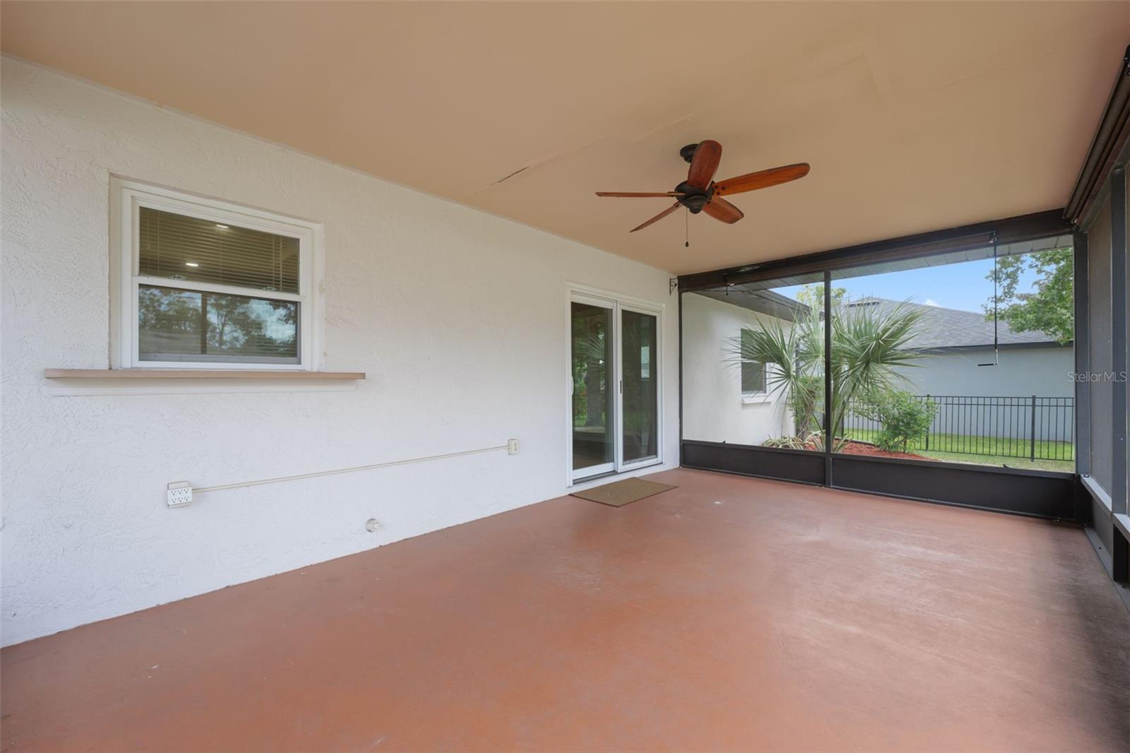 Image 24 of 37 For 12056 Cradock Street
