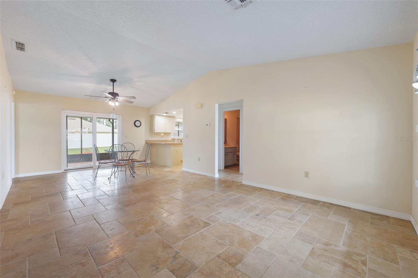 Image 7 of 37 For 12056 Cradock Street