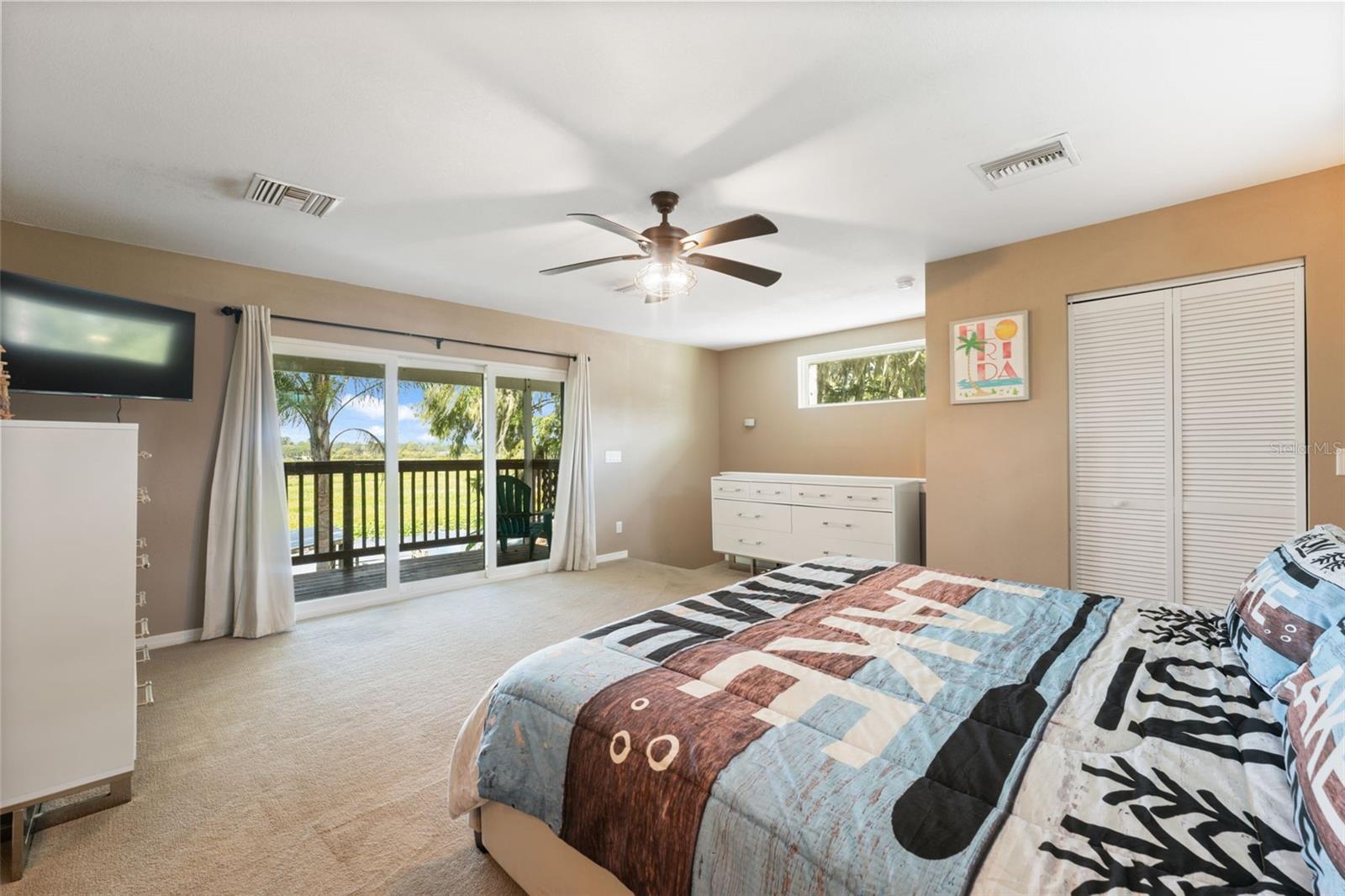 Listing photo id 37 for 7965 Riverbend Road