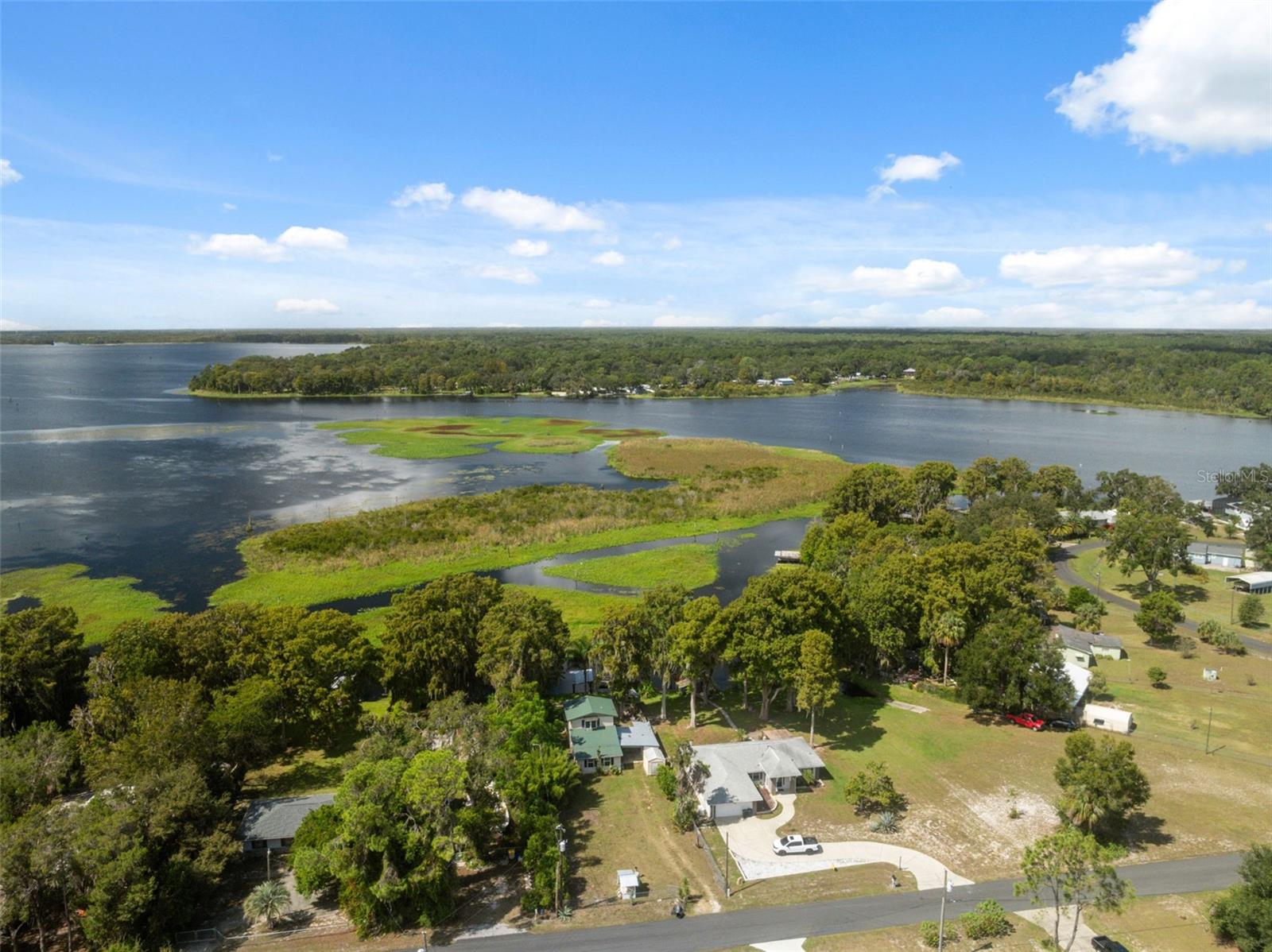 Listing photo id 46 for 7965 Riverbend Road