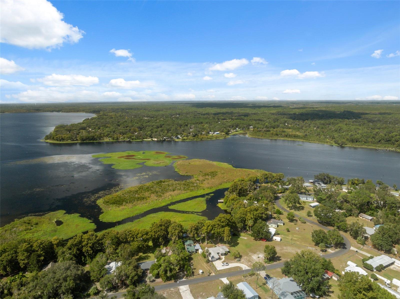 Listing photo id 53 for 7965 Riverbend Road