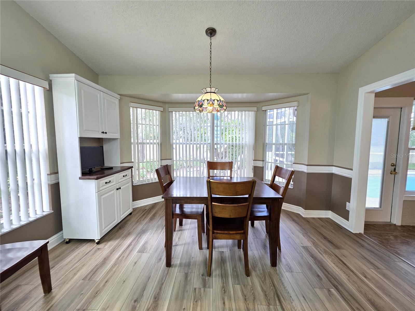 Image 10 of 47 For 2113 Waterview Terrace