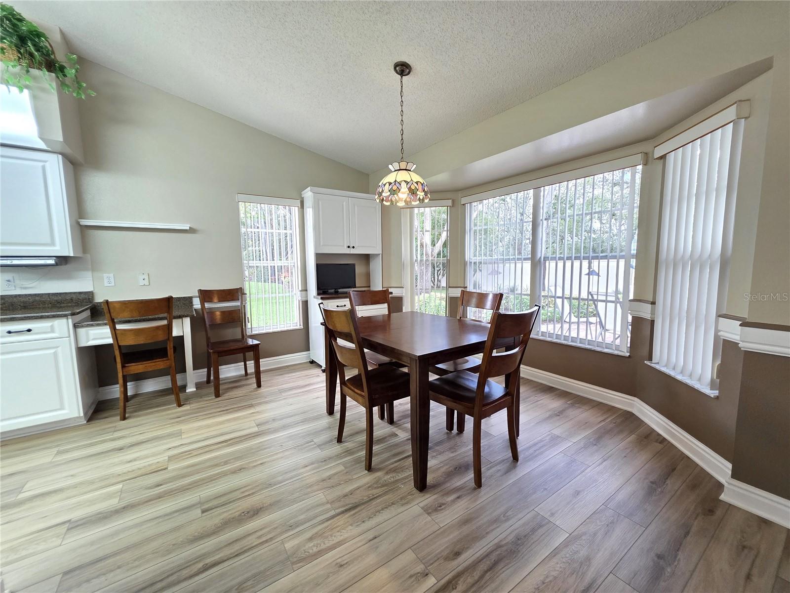 Image 11 of 47 For 2113 Waterview Terrace