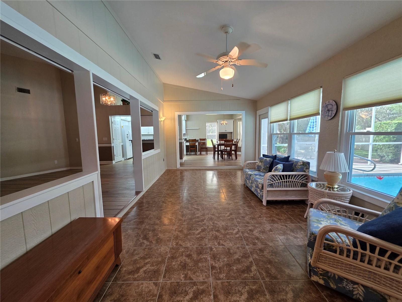 Image 14 of 47 For 2113 Waterview Terrace