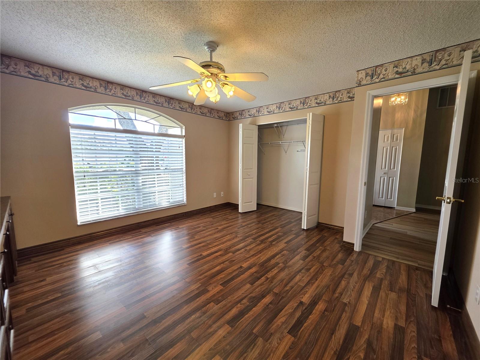 Image 25 of 47 For 2113 Waterview Terrace