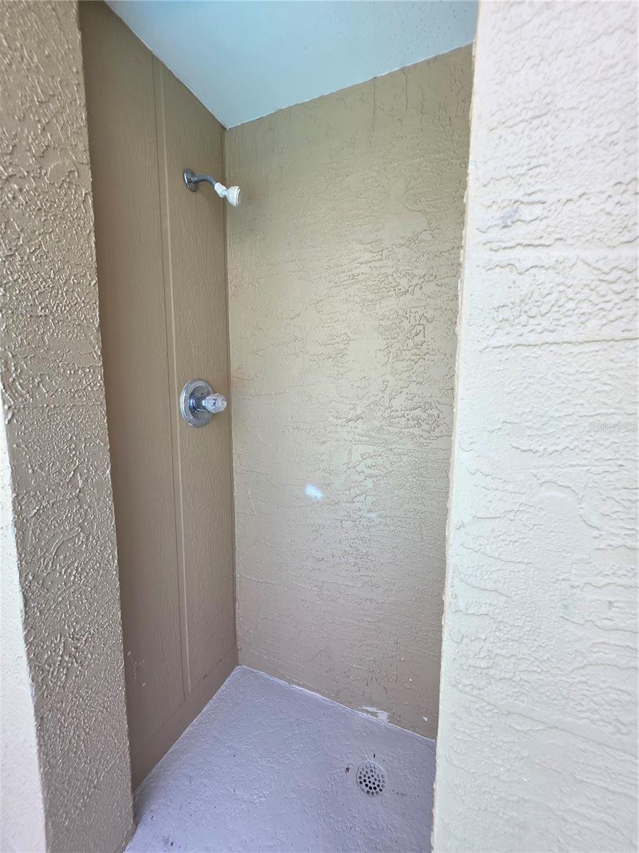Image 31 of 47 For 2113 Waterview Terrace