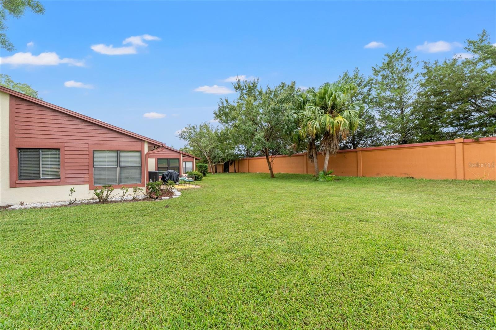 Image 7 of 33 For 7235 Greystone Drive F
