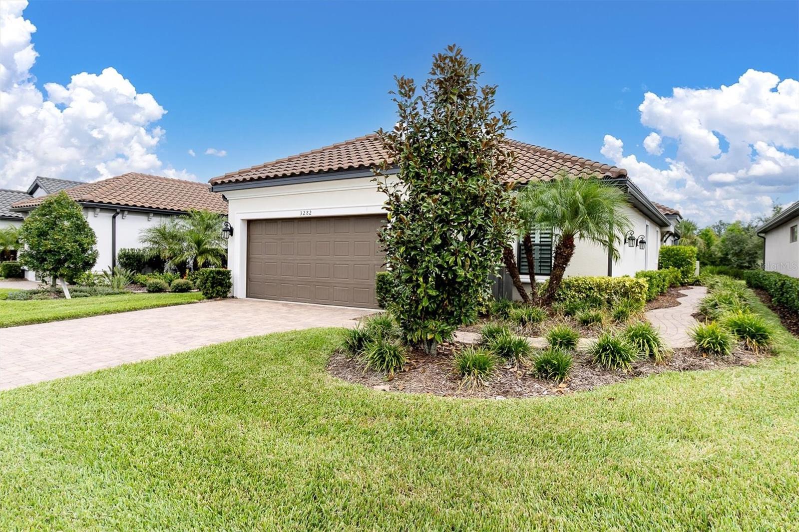 Image 30 of 38 For 3282 Francoa Drive