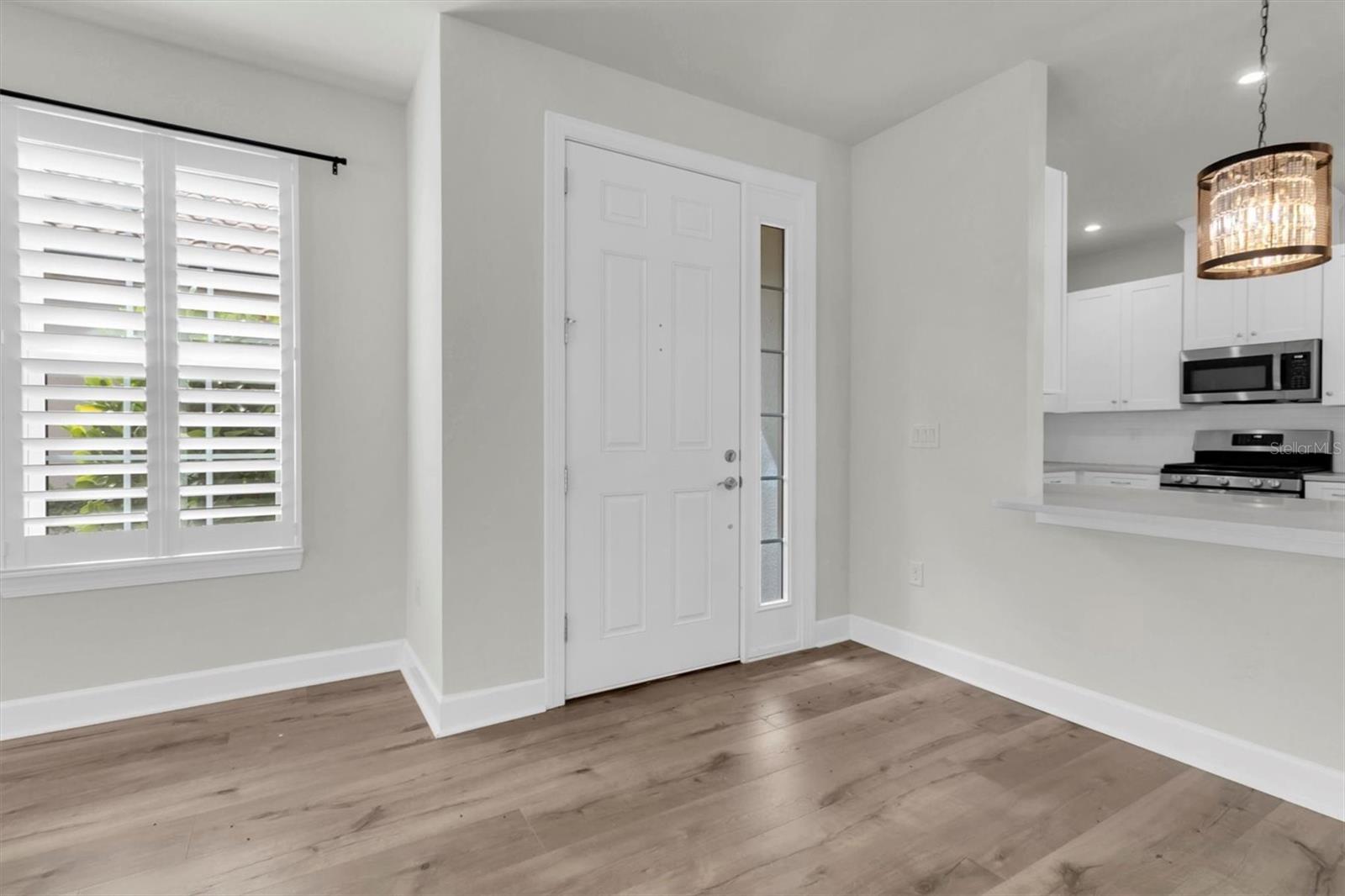 Image 4 of 38 For 3282 Francoa Drive