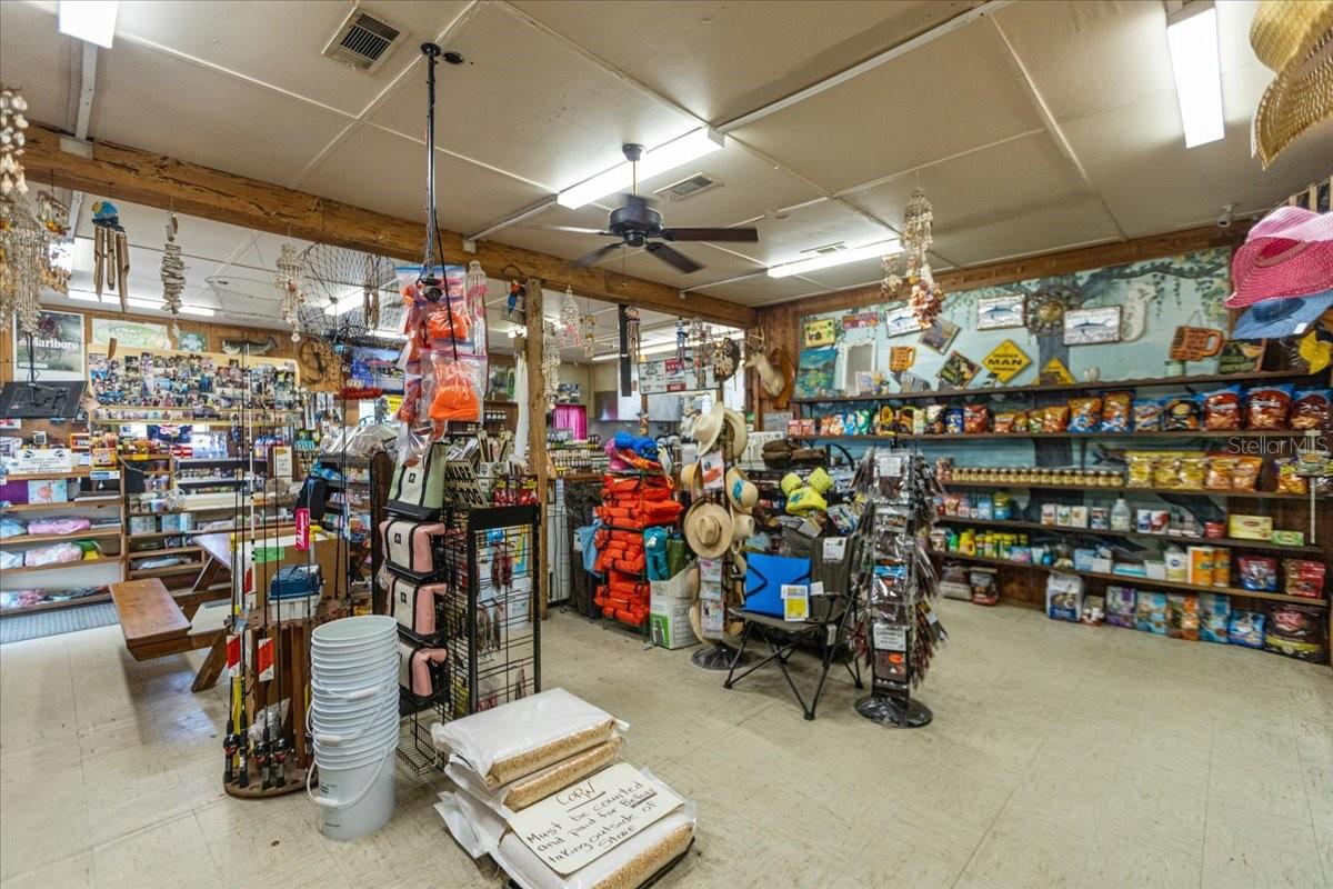 Image 10 of 35 For 190 Us Highway 19