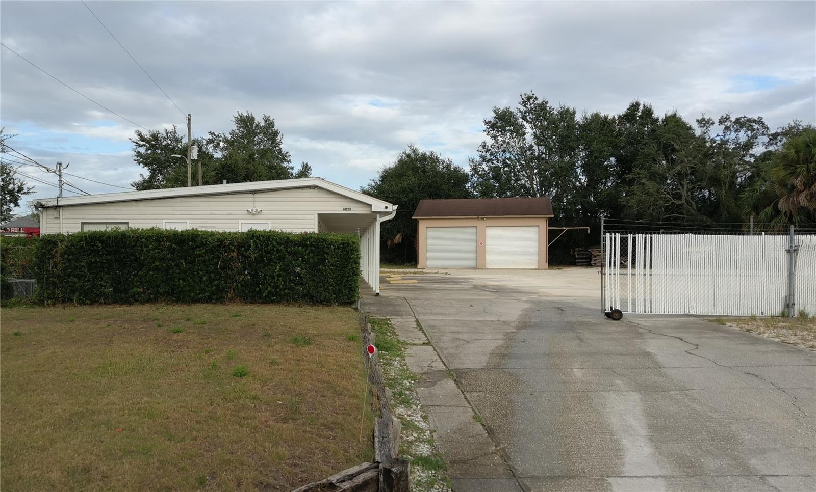 Image 36 of 38 For 4058 Lamson Avenue
