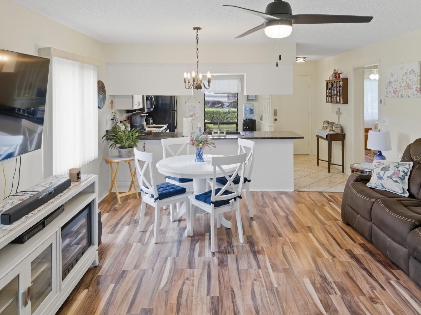 Image 11 of 42 For 7221 Greystone Drive D